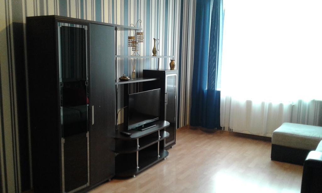 Apartments On Parkaniya 2A Мукачево Экстерьер фото